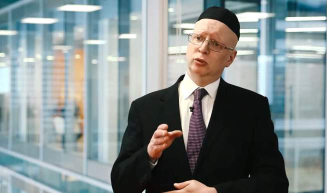 Top Parliamentary Standards Official Warns Britain Slipping Into ‘Elected Dictatorship’