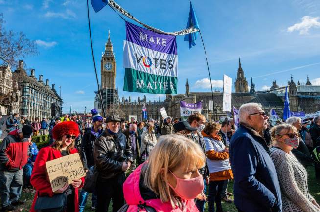 Westminster’s Two-Party ‘Duopoly’ Leaves Voters with ‘Little Choice’ and Lacking ‘Meaningful Voice’, Study Finds