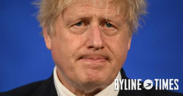The UK Allows Former Politicians To Break Lobbying Rules With Impunity. That Could Be About To Change