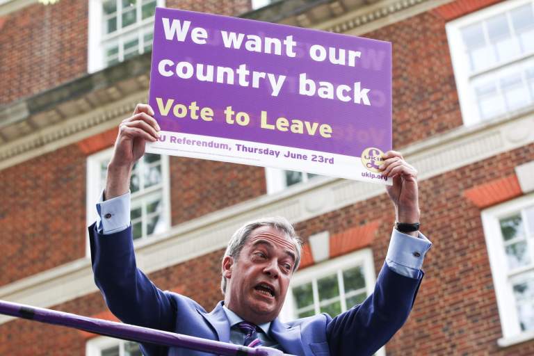 Nigel Farage campaigning for Brexit ahead of the referendum in June 2016. Photo: Dinendra Haria / Alamy