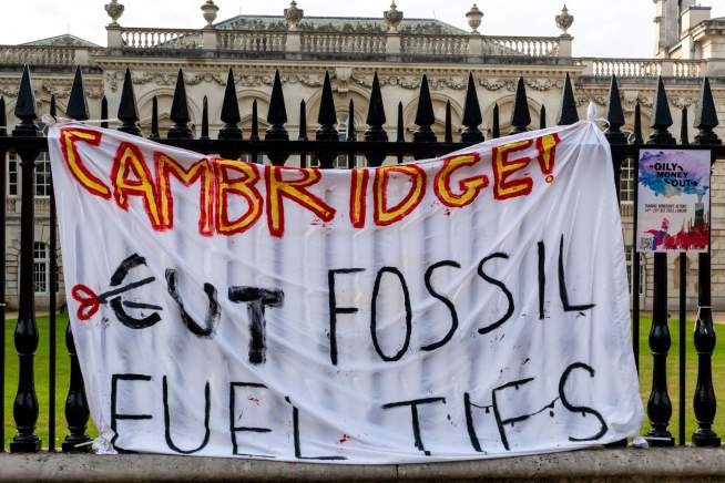 Cambridge Students Vow ‘More Protests’ After University Decides to Accept ‘Large Gift’ Donations from Fossil Fuel Companies