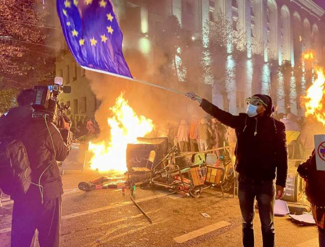 Violence Erupts in Georgia After Government Suspends EU Accession Bid
