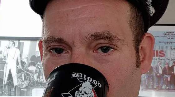 How Neo-Nazis Posing as ‘Ordinary Parents’ Embedded Themselves in Anti-Immigrant Protests