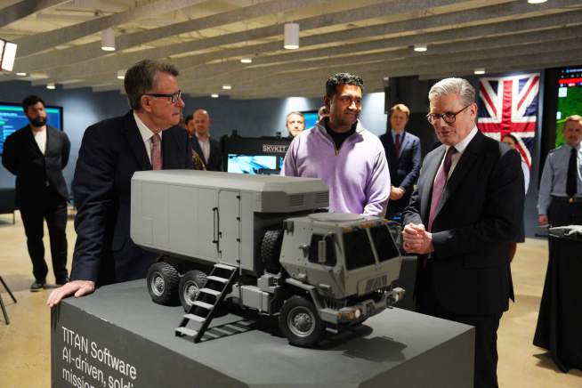 Peter Mandelson and Palantir